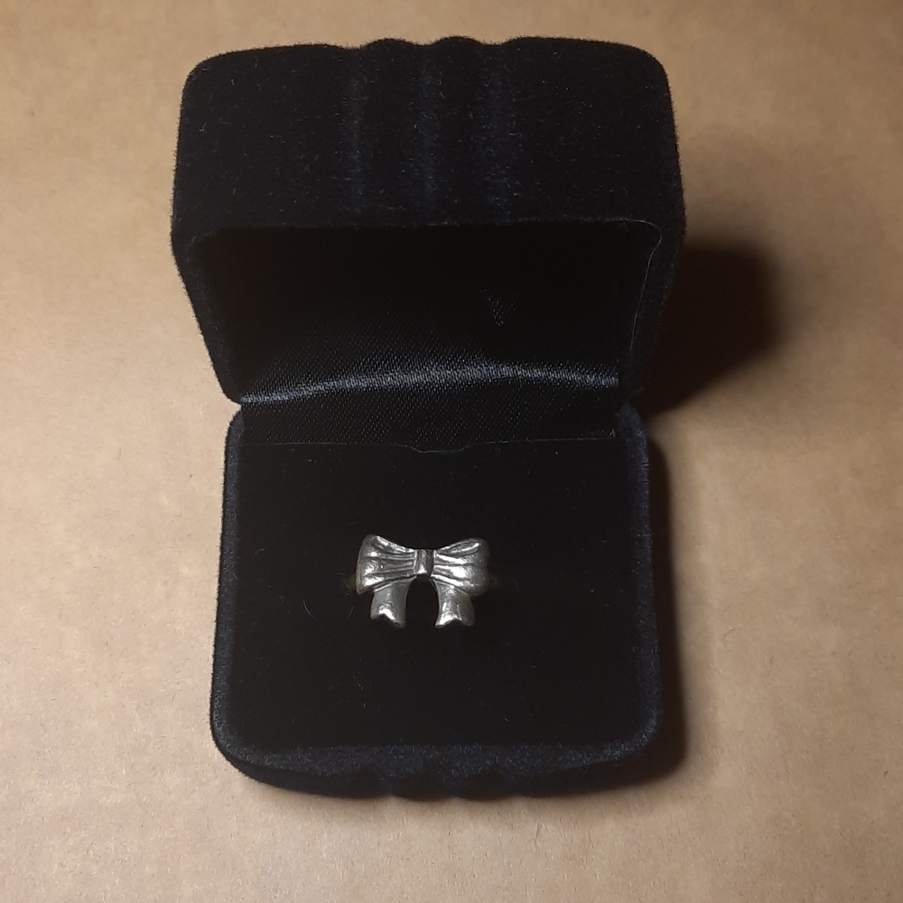 Sterling Silver Bow Ring